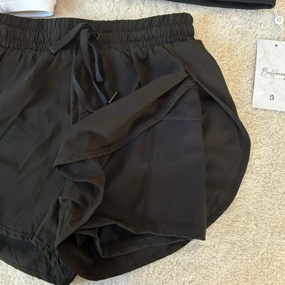 BUFFBUNNY Shorts & 2 Bras Bundle/Set Women's Size XS/S Black & White New W/ Tags - Picture 4 of 14